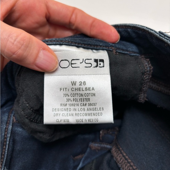 Joe’s Jeans Chelsea dark wash skinny jeans size 26 waist, 31 inseam - Picture 6 of 12